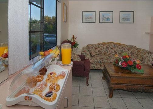 Rodeway Inn Ла-Меса Номер фото